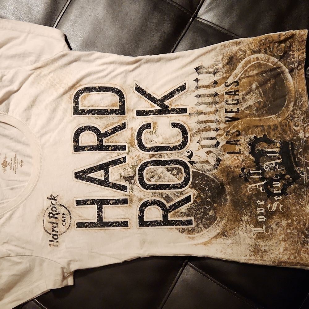 Hard Rock Cafe shirt